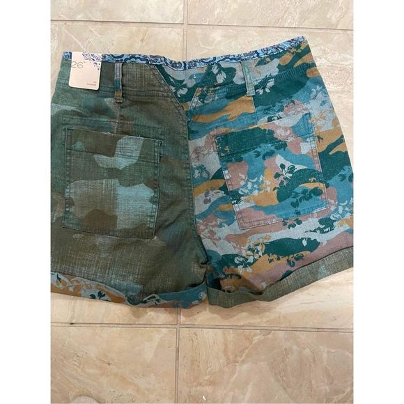 New Anthropologie x Pilcro The Wanderer Shorts Size 26 - Picture 7 of 10